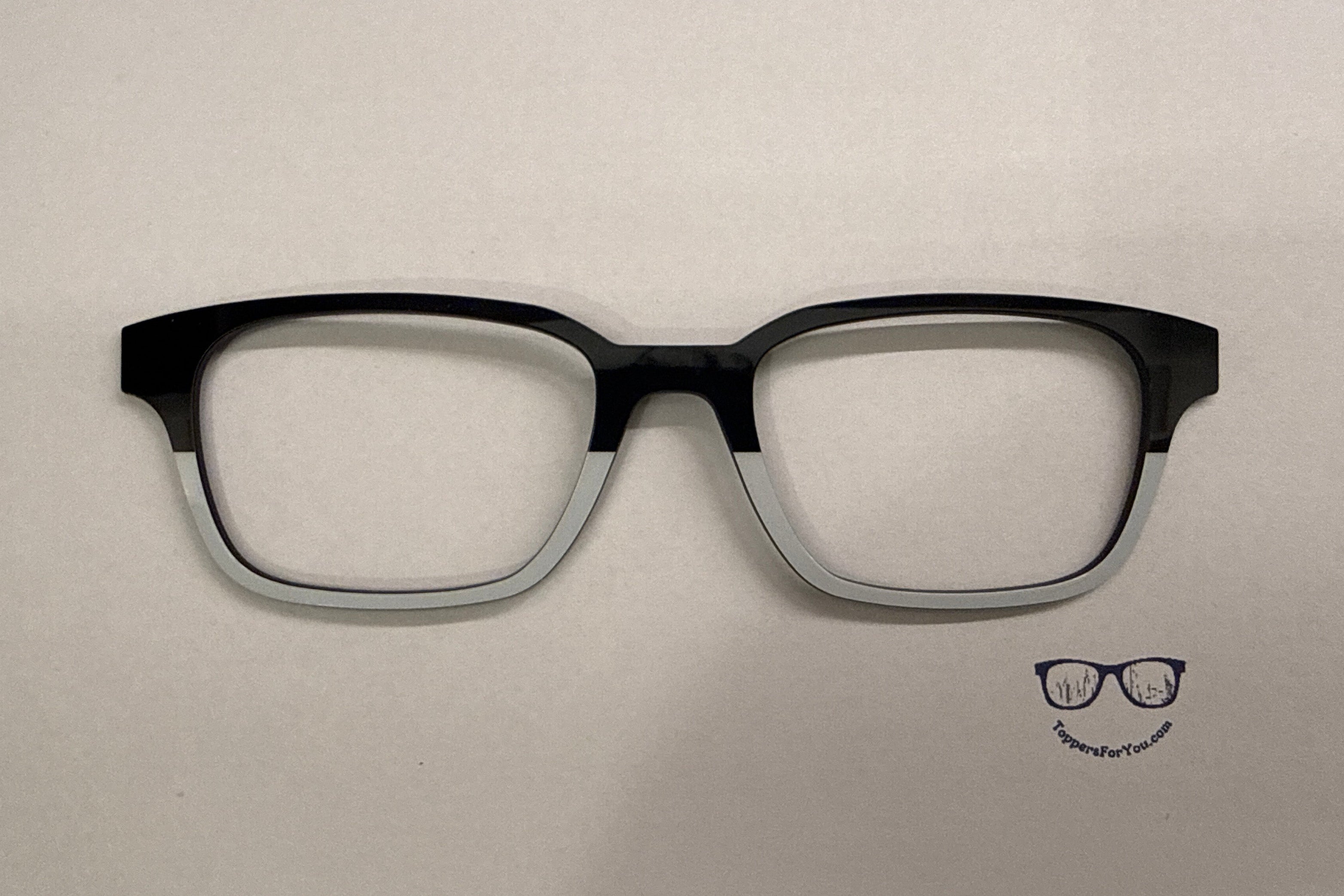 Finley Black and White Split