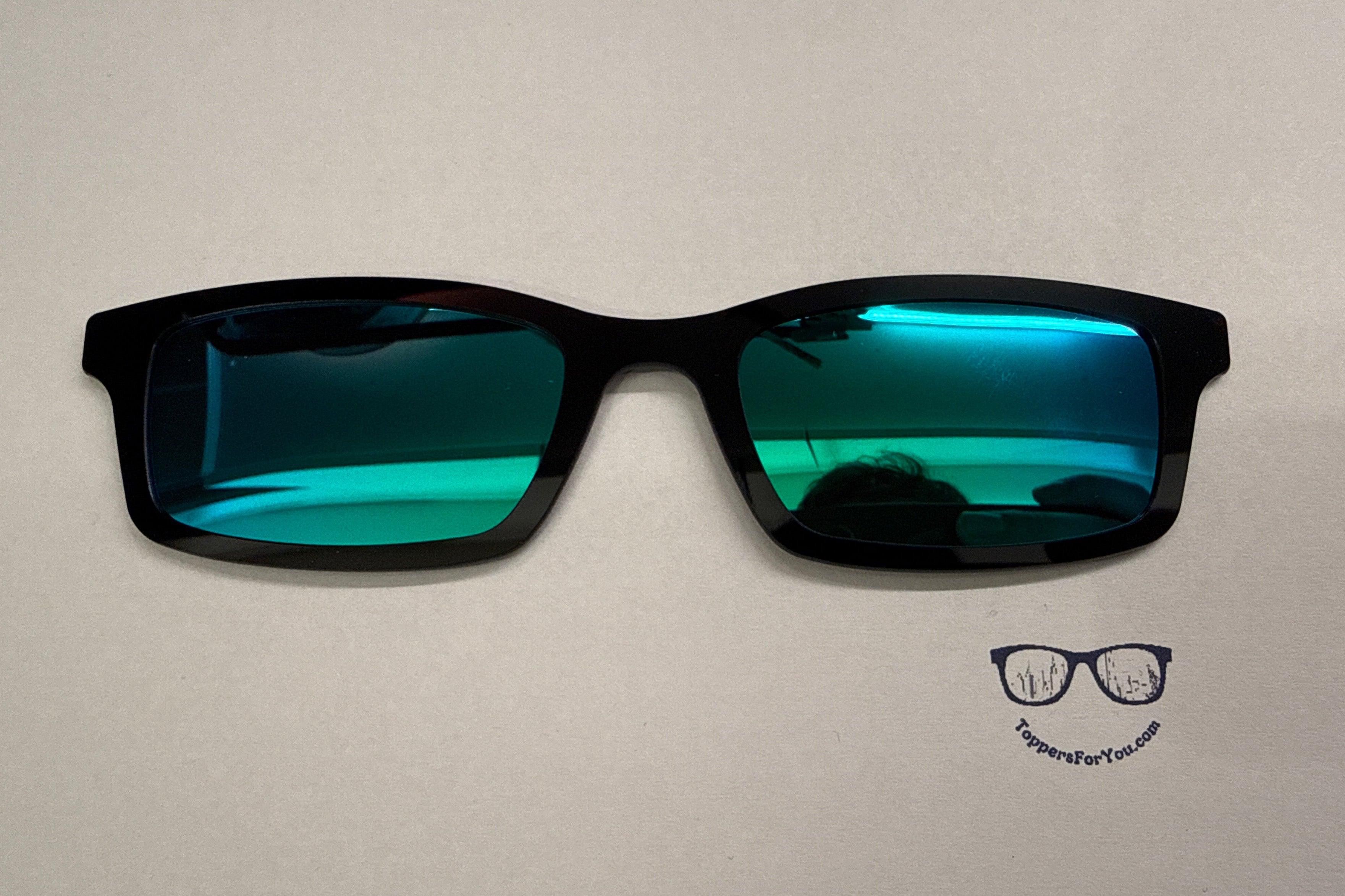 Cedro Black Sun Top with Green Mirror