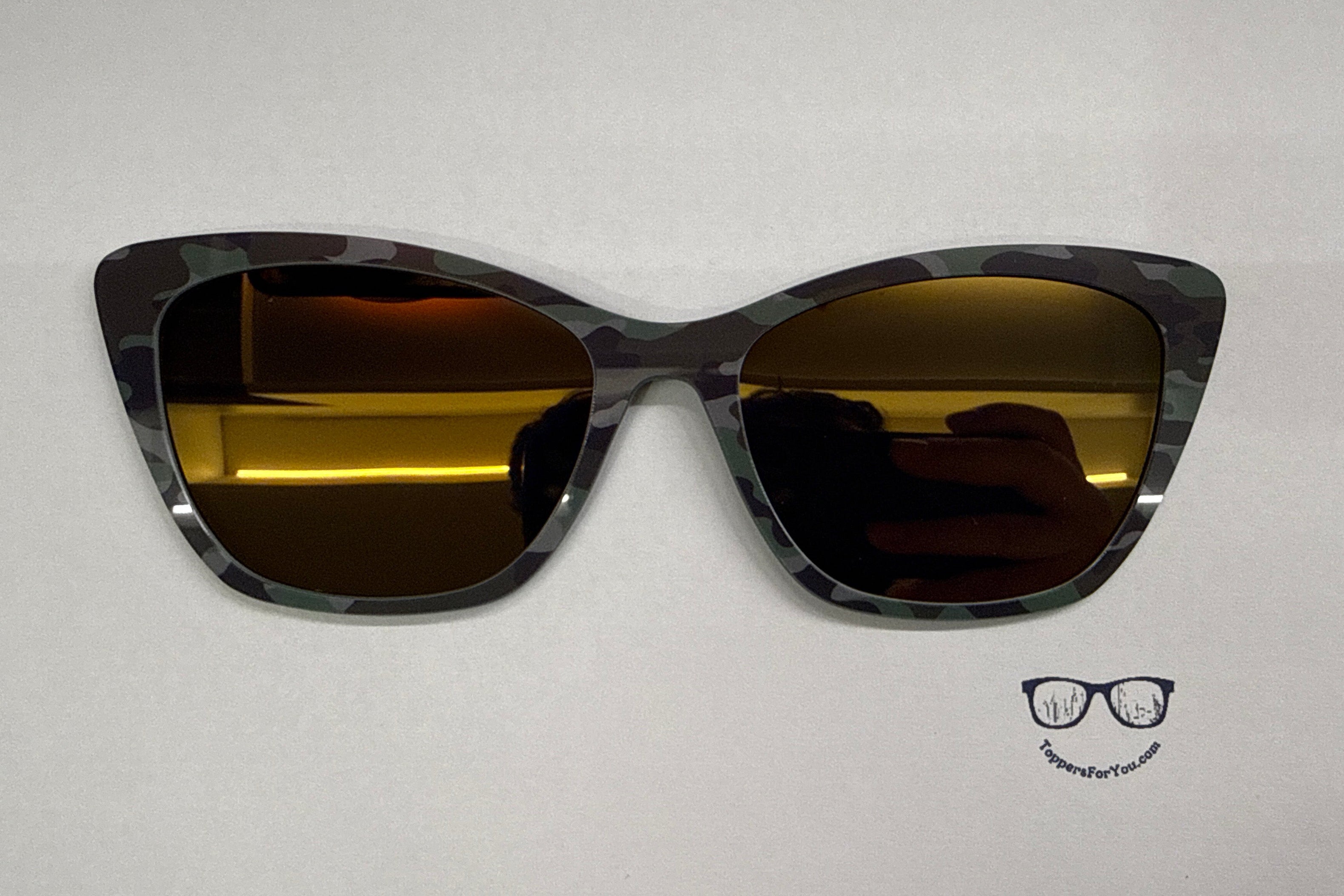 Wanda Traditional Camo Sun Top